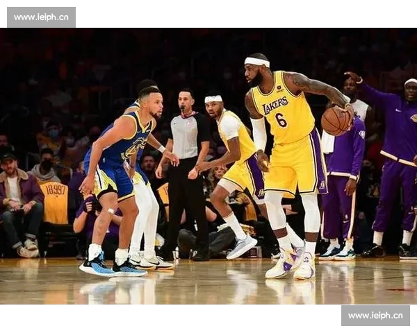 NBA球队表现分析与赛季状态综合评估方法研究